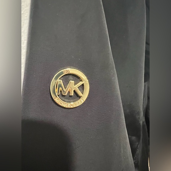 MICHAEL KORS Women's MK Trench
Coat with Hood Black Polyester Gold
Logo Size XL - Picture 5 of 11
